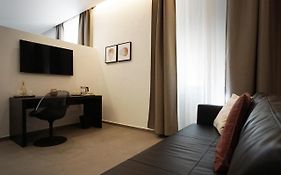 New Moon Rooms